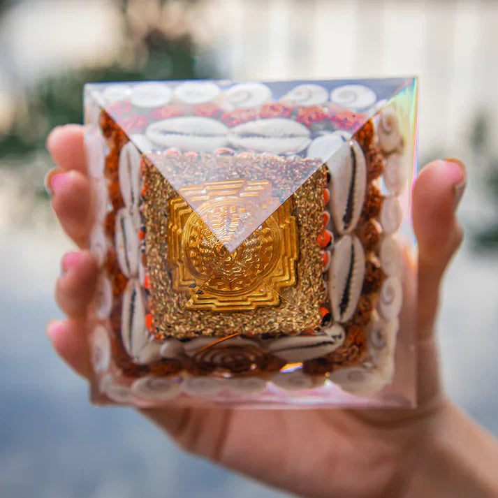 Laxmi Wealth Pyramid - Shree Yantra, Gomati Chakra, Rudraksha, Kodi